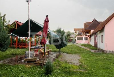Pensiune de vanzare la cheie  13 camere  si teren 3000 mp - 9