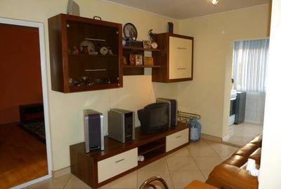 FAR 2 CAMERE DECOMANDATE 58 MP. IMBUNATATIT PARTIAL MOBILAT PRET 95.000 EURO