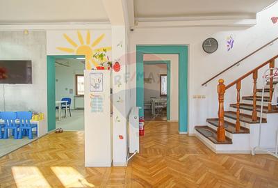 Casă / Vilă cu 9 camere de închiriat în zona Centrul Civic! - 5