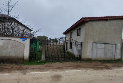 Teren Construcții intravilan de 680 mp, în Malu Mare