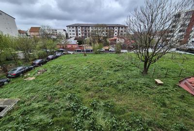 Cladire  S+P+3+M - 1762,18 mp + teren 1608 mp - Lacul Morii - 24