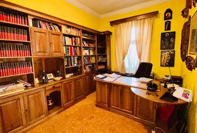 Casă de vânzare în centrul Hălchiu - 4