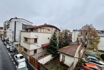 Vila centrala cu 13 camere *460mpu* + garaj // Dorobanți - 35