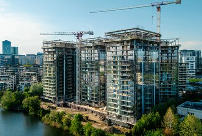 Apartament cu 3 camere semidecomandat în Floreasca