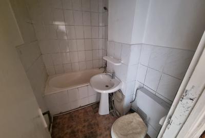 Apartament 2 camere decomandat Piata Nicolina - 4