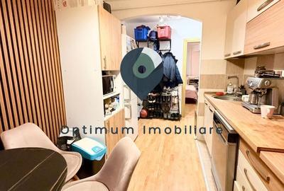 Apartament cu 3 camere, decomandat, etaj 3 in Gheorgheni,Hotel Royal ! - 1