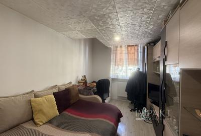 Apartament cu 2 camere decomandat in Centrul orasului str Horea nr 2 - 6