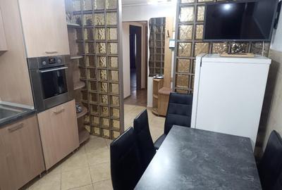 Lipovei | 4 Camere | Decomadat | Etaj Intermediar | Mobilat si Utilat - 3