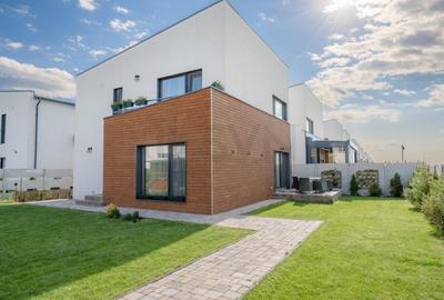 Casă individuală cu 4 camere în Tunari