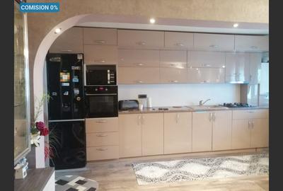 Apartament cu 3 camere decomandat, mobilat în Gării
