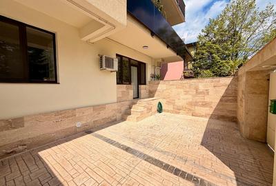 Proprietar metrou Laminorului 10 secunde / 3 camere + curte / centrala proprie - 11