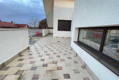 Casa moderna P+1E,spatioasa,teren 700 mp in Sacalaz - 31