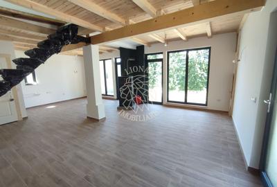 Cabana Noua 3 camere cu acces la Lac-teren 300 mp-terasa-Colibita - 1