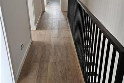 Duplex cu 4 camere în Moșnița Nouă