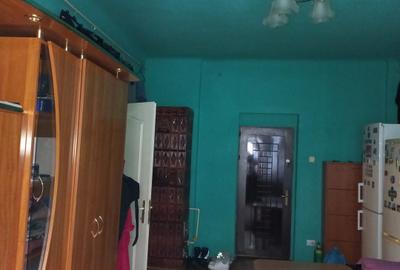 Apartament cu 2 camere semidecomandat, mobilat în Cișmigiu