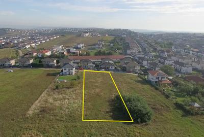 Teren intravilan, construibil, 1.400 mp, str. Crangului - 1