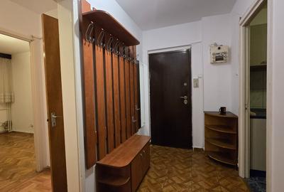 De inchiriat apartament cu 3 camere zona Titan - 1