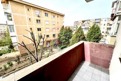 Apartament 3 cam, 2 balcoane, loc parcare zona Micalaca Orizont - 13