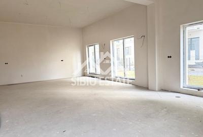 Spatiu comercial nou 66 mp cu teren propriu 41 mp si  2 locuri parcare - 4
