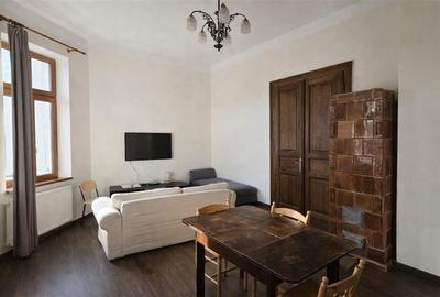 Apartament spatios cu 4 camere in inima orasului, ideal locuinta sau investitie - 5