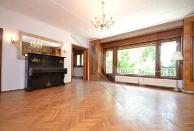 Apartament cu 4 camere semidecomandat, mobilat în Victoriei - 1