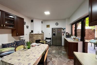 Lugoj, Casa 6 Cam., Teren 511 Mp., Str. Oituz. nr.1 - 38