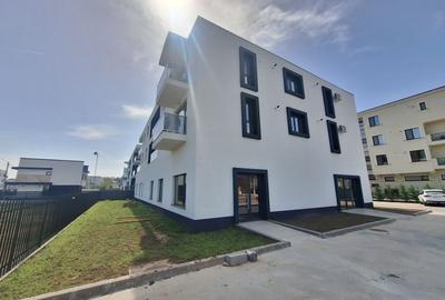Spatiu Comercial - Bloc Nou - Stradal - 560 mp - 8 parcari - 10