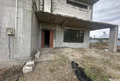 Casă la roșu cu teren 1248 mp | Misleanu, Ialomița | Comision  Cumparator 0 | - 5