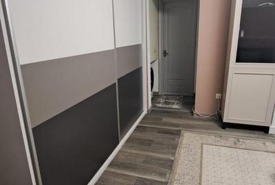 CASA DE CULTURA, 2 CAMERE, 2 BALCOANE, GAZE, 47 MP PRET 95000 EURO - 3