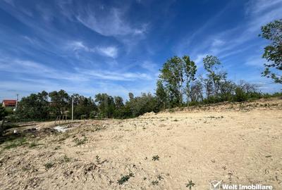 Teren Construcții intravilan de 682 mp, în Aiton