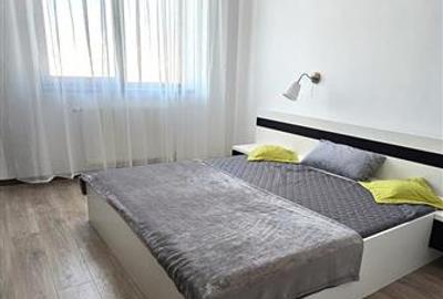 De inchiriat, apartament cu 3 camere localizat la 10 minute de centru - 12