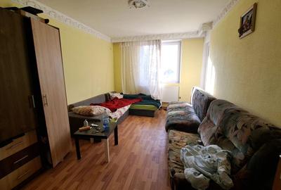 AGIGEA, 3 CAMERE DECOMANDAT 2 BAI, CENTRALA GAZ, 70 MP. PARCARE, BOXA - 22