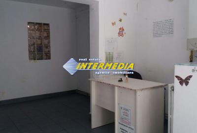 Spatiu Comercial 30 mp Vad Bun in Alba Iulia, Cetate. - 2