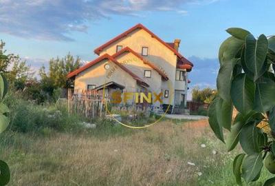 Casa la rosu cu teren 900 mp Domnesti - 2