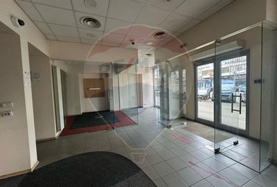 ULTRACENTRAL - Spatiu comercial - 4
