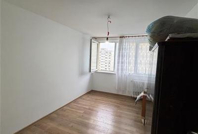 Vanzare apartament 3 camere total renovat Obor - 1