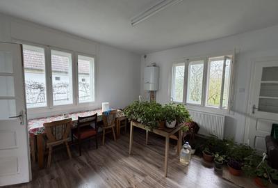 Casa Individuală renovabilă | 4 camere | 2.747 mp teren | Blaj - 1