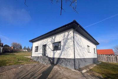 Casa noua in Feleacu, zona Pahumi, 4 Camere, 880 mp teren - COMISION 0% - 1