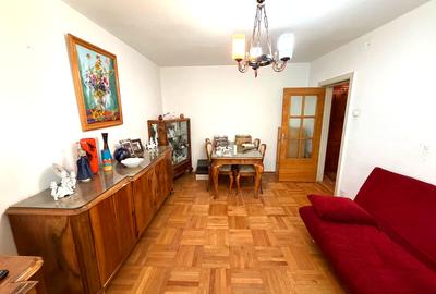 Apartament cu 4 camere decomandat, mobilat în Crângași