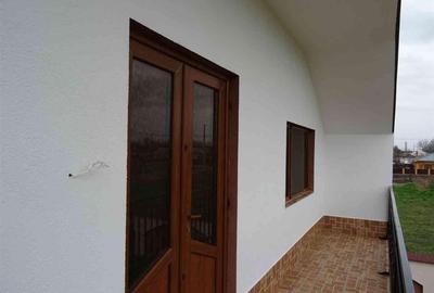 Vila P+1, constructie 2013, teren 700 mp, la 50Km de Braila - 6
