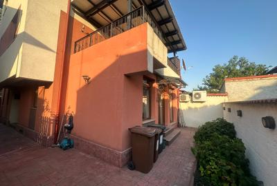 Casa p+1 + mansarda, 240mp utili, mobilata complet,singur curte, locuri parcare - 1