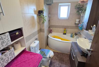 2Cam-Nou--Unitatea Militara-Mobilat-Balcon-1 Loc de parcare-49MP-86.600 Euro!Neg - 8