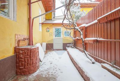 Proprietate cu 2 apartamente și garaj, Schei - 10
