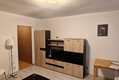 Închiriere Garsonieră 32 mp, renovată integral 2023, etaj 2, balcon, Sector 3 - 3