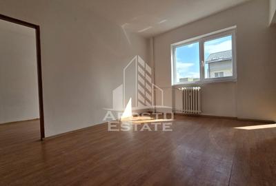 Apartament cu 2 camere semidecomandat în Grădiște
