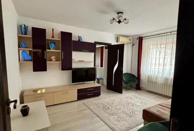 Apartament cu 3 camere semidecomandat în Tomis Nord