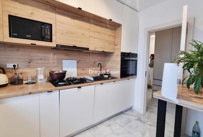 3 camere // decomandat // Renovat - 7