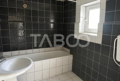 Casa individuala din 2 corpuri curte 900mp COMISION 0% in Cisnadioara - 14