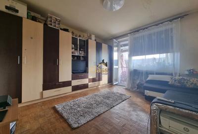 Apartament cu 3 camere decomandat, mobilat în Gheorgheni