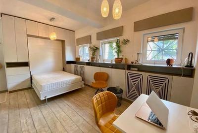 Garsonieră decomandată în Dorobanți